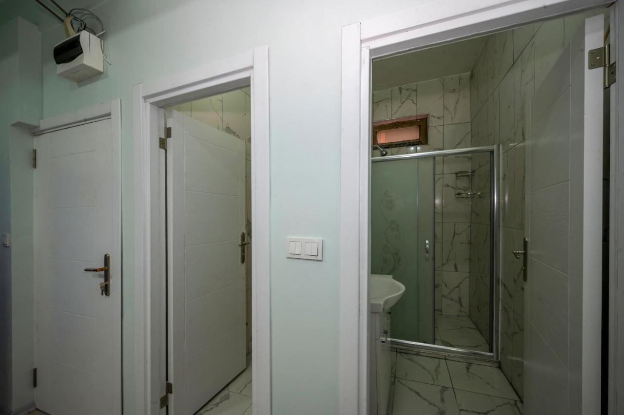 Xalila Hostel & Cafe Ladies Room Isztambul Kültér fotó